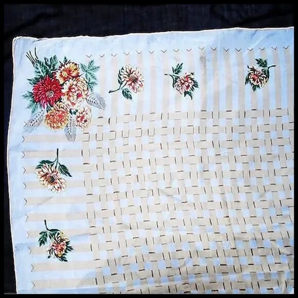 Vintage Rockabilly Scarf Retro Floral Silk Rayon VFG Headwrap Kerchief Babushka - Picture 4 of 16